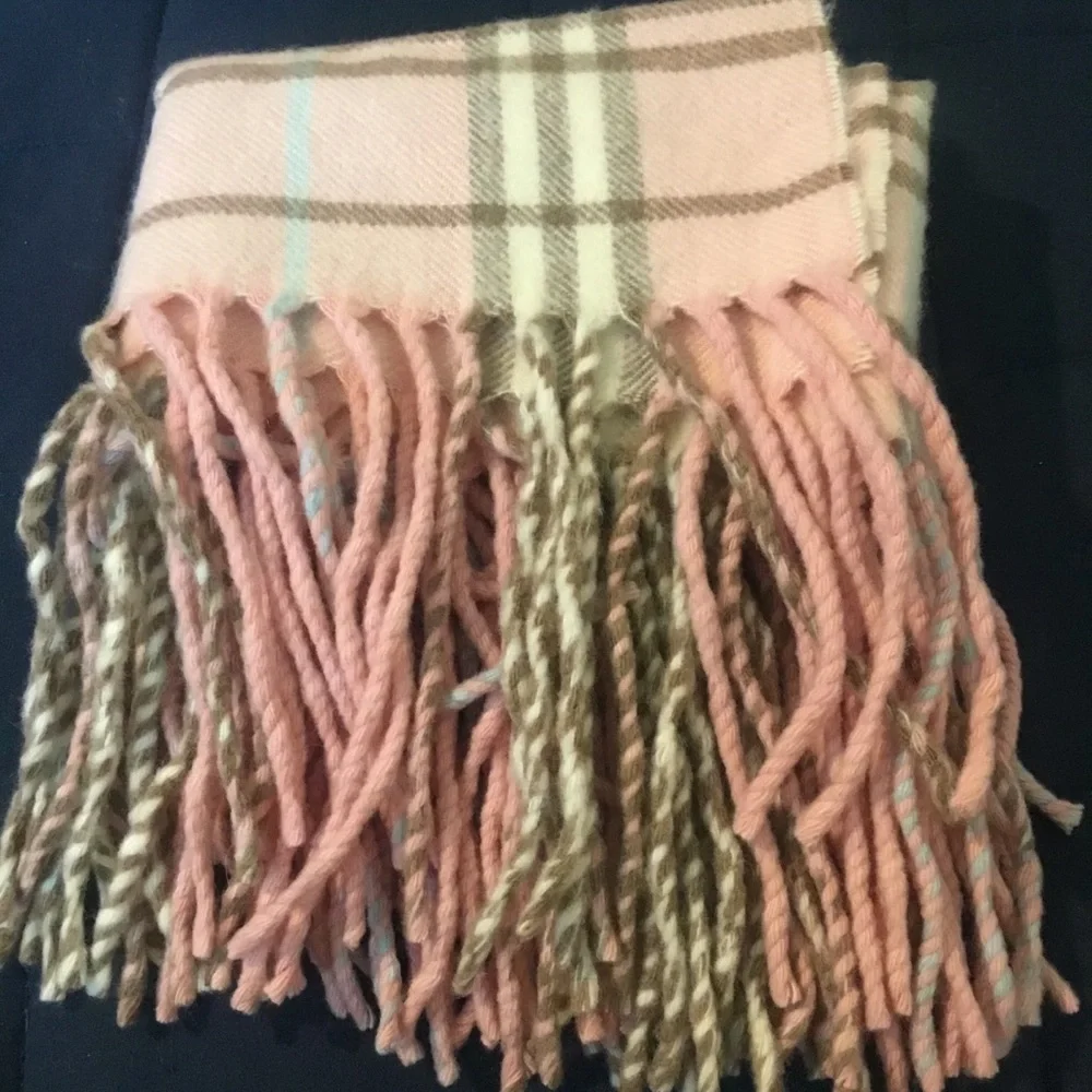 Authentic Burberry London RARE Cashmere Nova Check “HAPPINESS “Pink Fringe Scarf